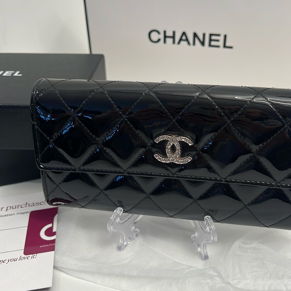 CHANEL BLACK PATENT LONG WALLET With authenticity card